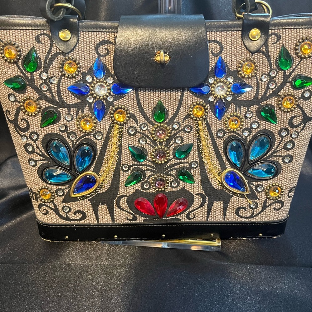 Vintage Enid Collins Purse is a unique accessory from the 1960s